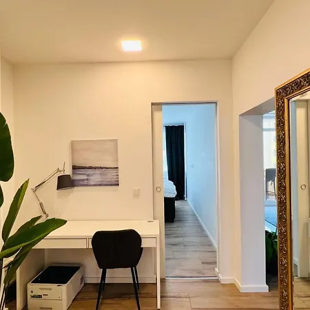 Central Designer 3 Apt With Terrace & Parking Apartment *